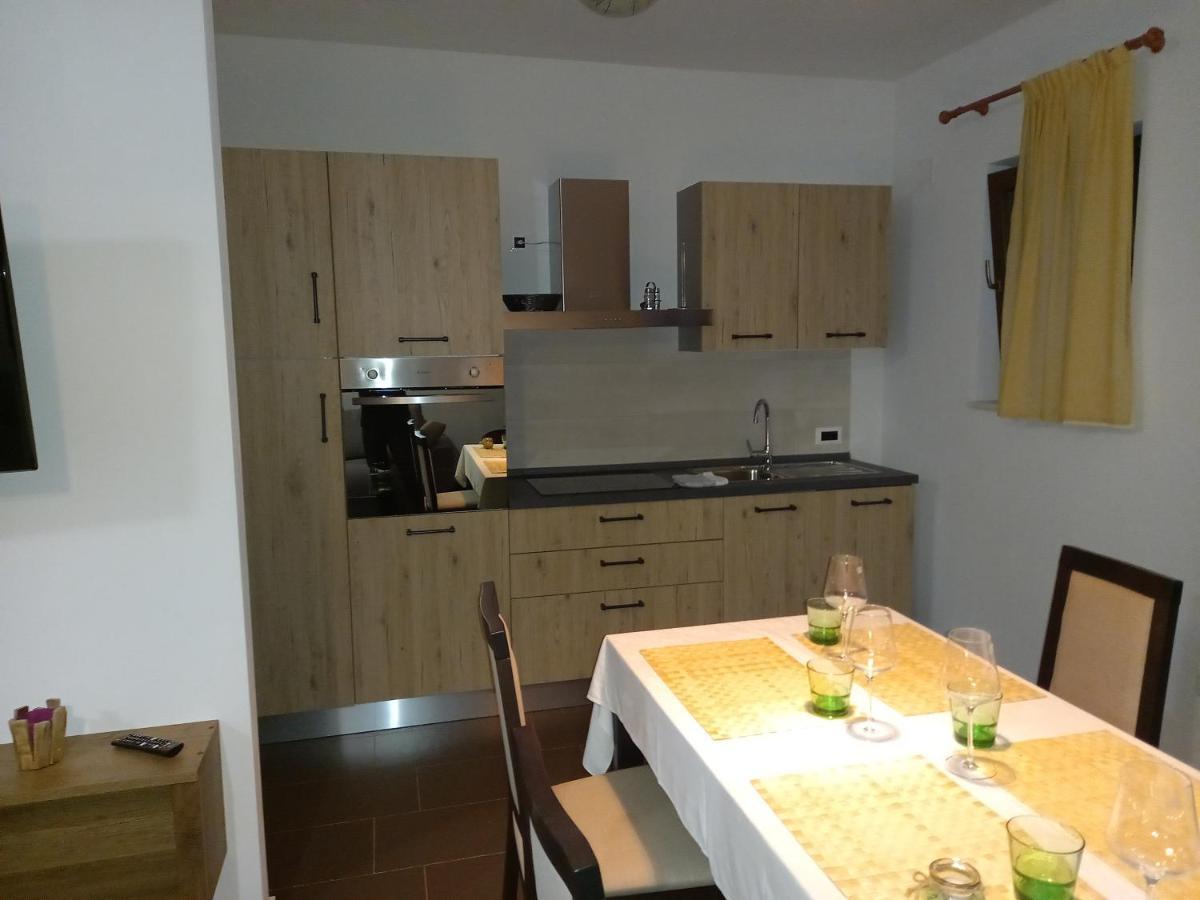 Apartmani Noa I Natali Kaldanija Экстерьер фото