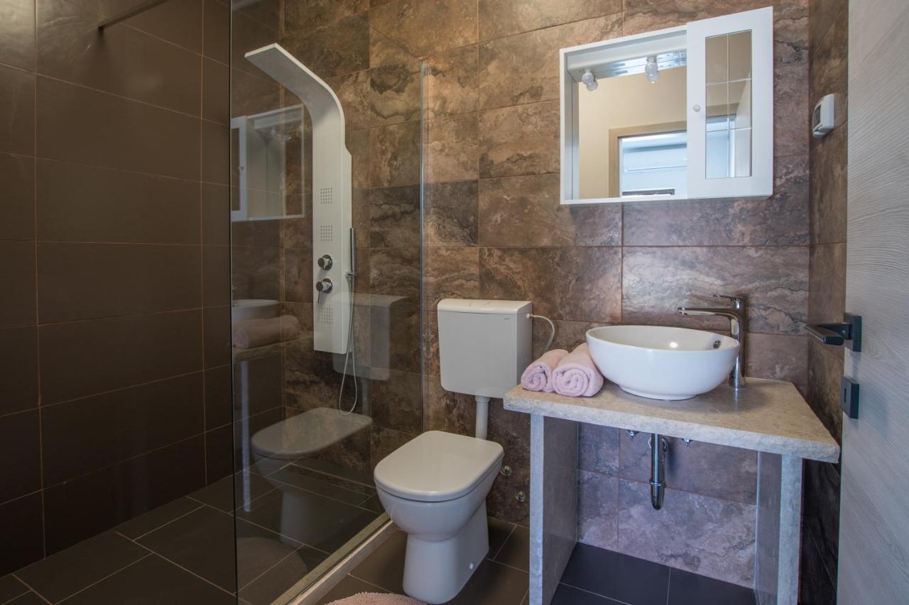 Apartmani Noa I Natali Kaldanija Экстерьер фото